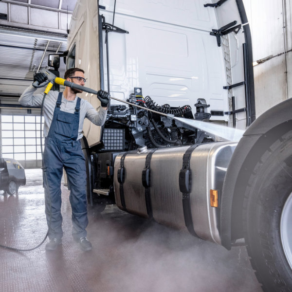 Karcher HDS 10/21-4 M Hot Water Pressure Washer | 1.071-939.0 Karcher HDS 10/21-4 M Hot Water Pressure Washer | 1.071-939.0